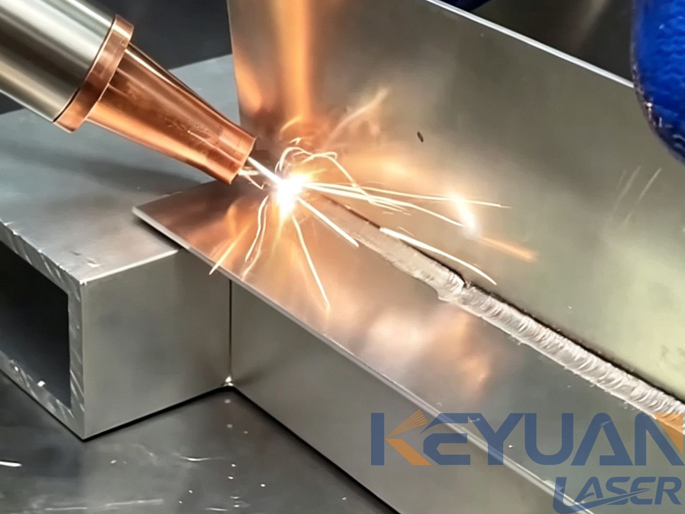 How to Choose a Handheld Laser Welding Machine: 7 Specs(Image1)