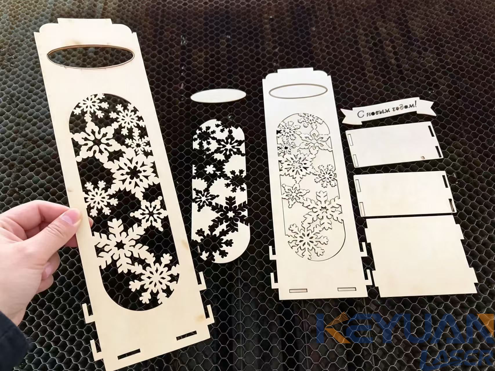 Laser Engraving Machine for Signage: Materials and Workflow(Image1)